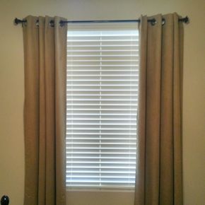 Horizontal Blinds
 Image